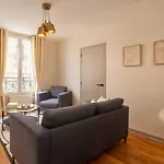 Montparnasse - Premium Family For 5 Paryż