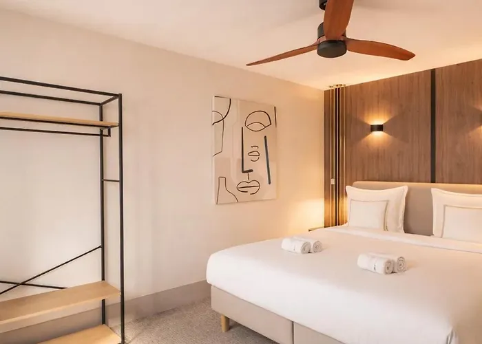 Montparnasse - Premium Family For 5 * Parigi